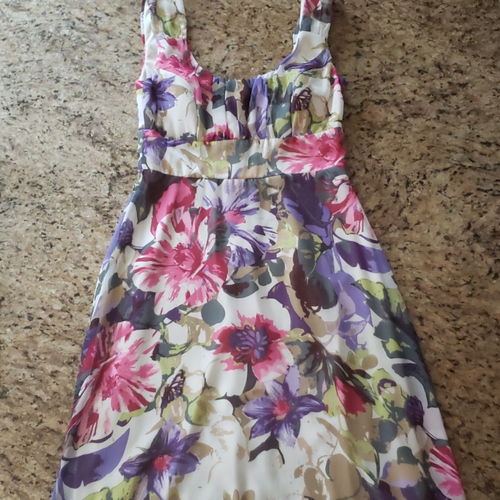 Floral Sleeveless Midi Dress